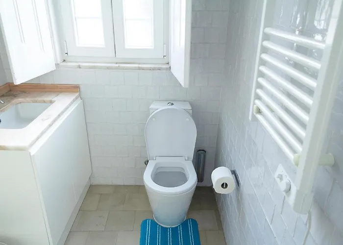 Amoreiras Guest house 2*