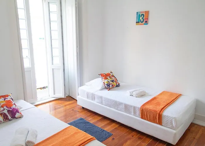 Amoreiras Pensión 2*