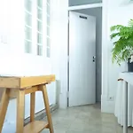 بيت ضيافة Amoreiras 2*